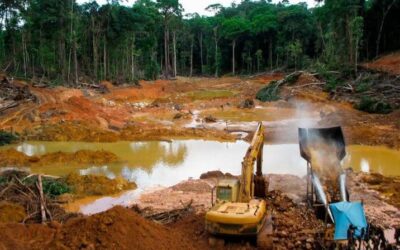 LUCHA FRONTAL CONTRA LA MINERÍA ILEGAL